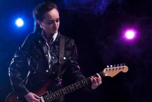 A que altura colgarse la guitarra