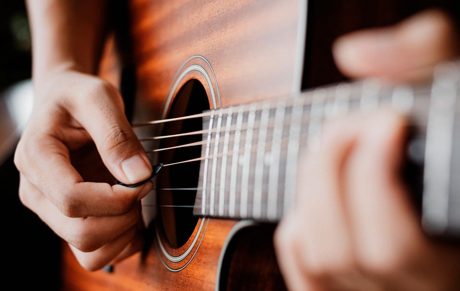 curso de guitarra para principiantes